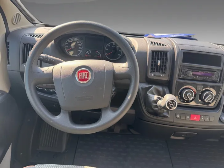 Fahrzeugbild Sunlight T 58 #8