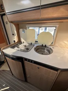 Fahrzeugbild Sunlight T 58 #13