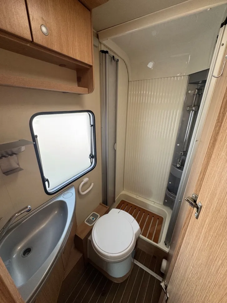 Fahrzeugbild Sunlight T 58 #15