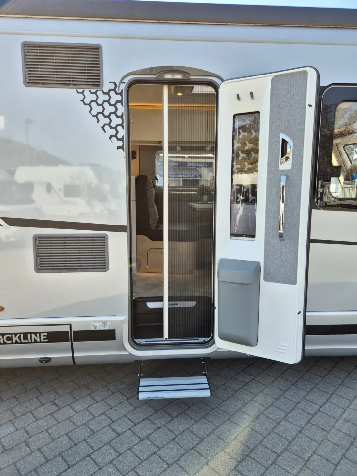 Fahrzeugbild Hymer B-ML I 780 BlackLine *Hubstützen*Ohne Hubbett* #8