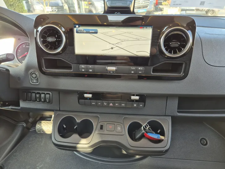 Fahrzeugbild Hymer B-ML I 780 BlackLine *Hubstützen*Ohne Hubbett* #13