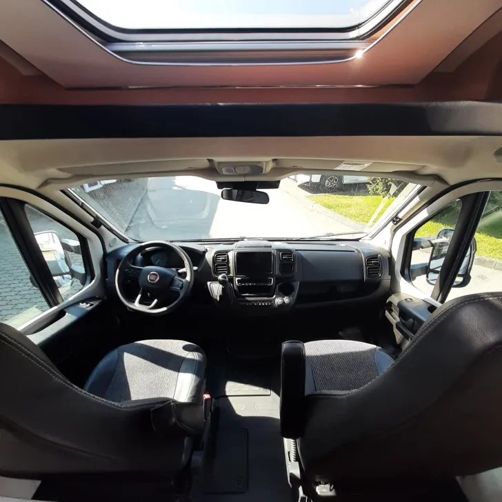 Fahrzeugbild LMC V646 V646 #5