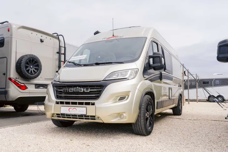 Fahrzeugbild Malibu Van 600 LE low-bed Tiefe Einzelbetten !! #3