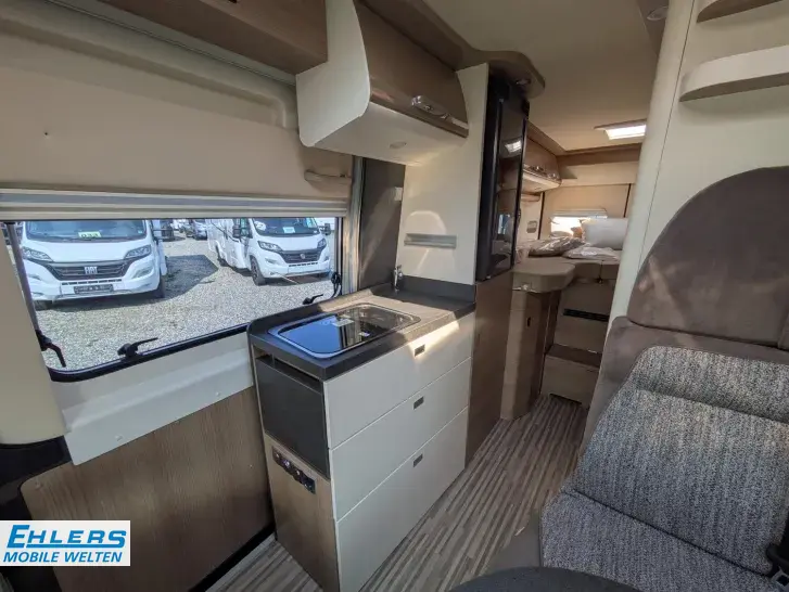 Fahrzeugbild Malibu Van 640 LE 180PS/Markise/AHK/Navi/Fahrassistenz-Paket/Winter-Paket #11