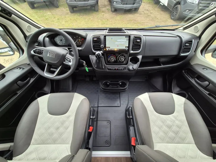 Fahrzeugbild Knaus L!VE / LIVE Wave 700 MEG *Platinum Selection* #11