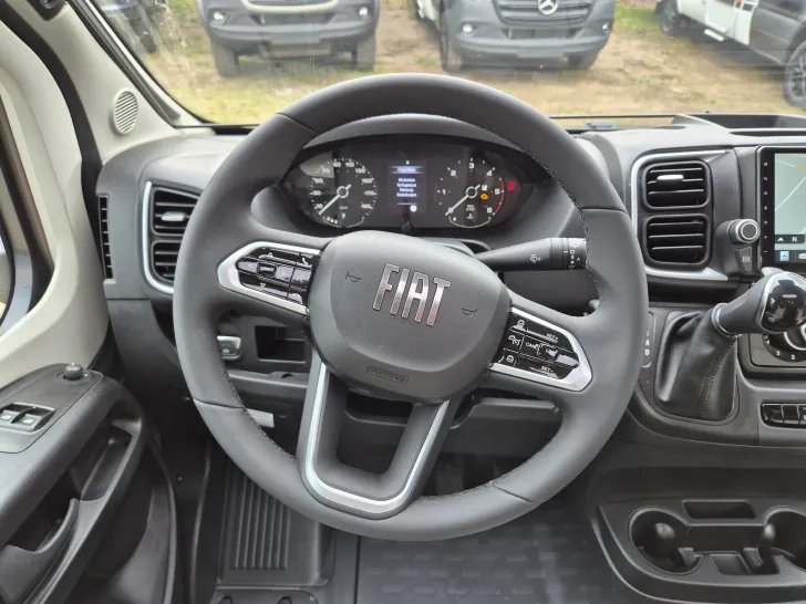 Fahrzeugbild Knaus L!VE / LIVE Wave 700 MEG *Platinum Selection* #12