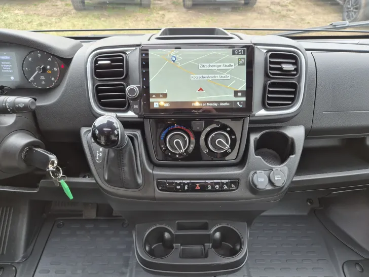 Fahrzeugbild Knaus L!VE / LIVE Wave 700 MEG *Platinum Selection* #13