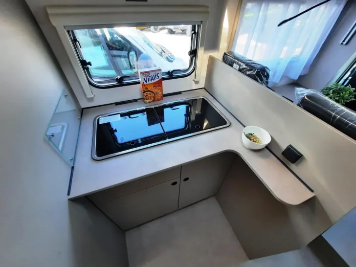 Fahrzeugbild LMC Tracer 730 EL Verfüg./Sparen Sie 9.271,- € #13