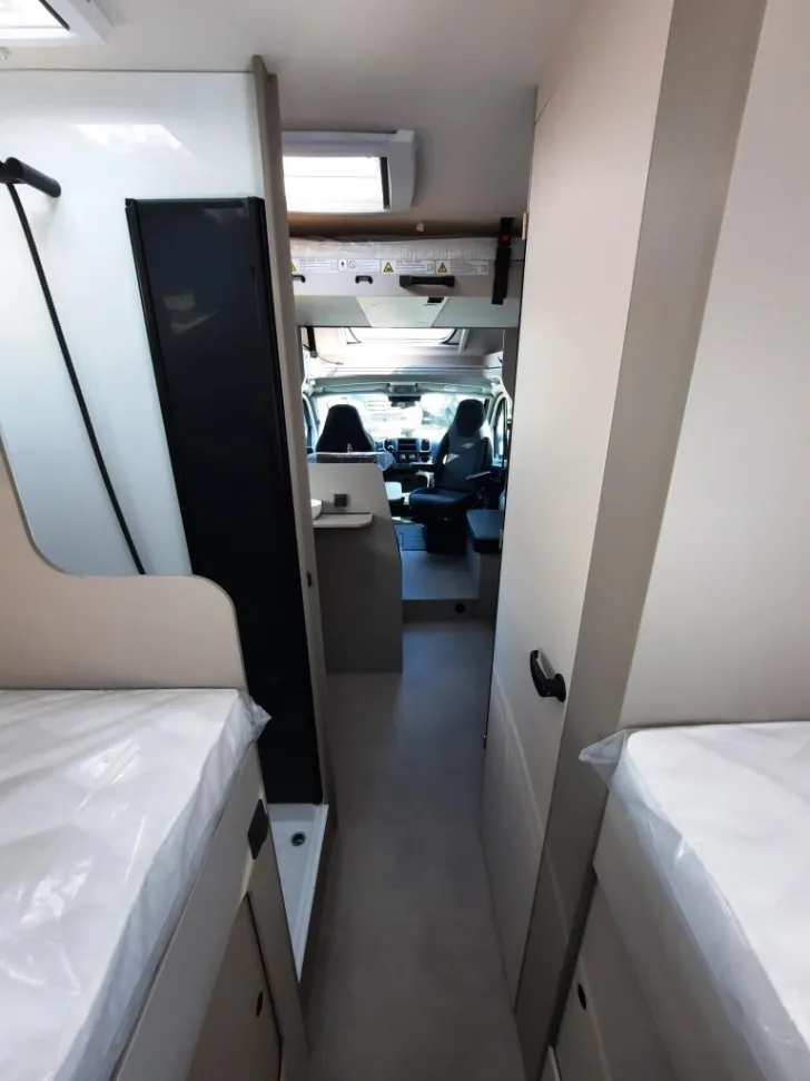 Fahrzeugbild LMC Tracer 730 EL Verfüg./Sparen Sie 9.271,- € #5