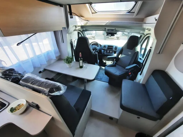 Fahrzeugbild LMC Tracer 730 EL Verfüg./Sparen Sie 9.271,- € #9