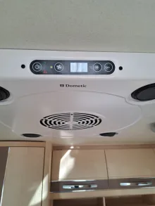 Fahrzeugbild Hobby La Vita bionda 440 SF gut gepflegt, Tierfr #10