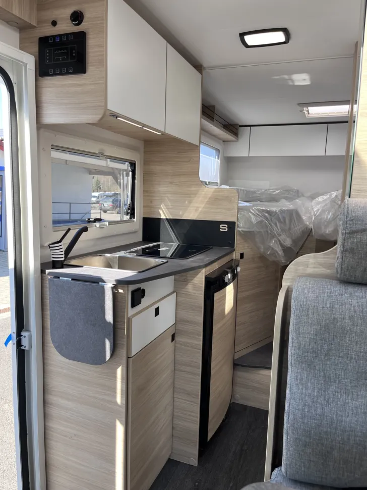 Fahrzeugbild Challenger S217 Break Edition, Markise, Solar, Kamera etc #15