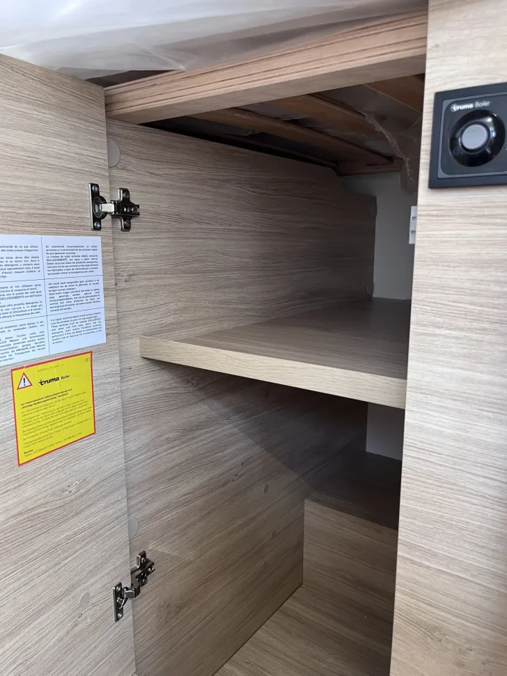 Fahrzeugbild Challenger S217 Break Edition, Markise, Solar, Kamera etc #23