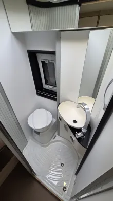 Fahrzeugbild Pössl Summit 600 Plus Automatik #7