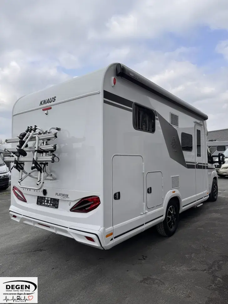 Fahrzeugbild Knaus L!VE WAVE 650 MEG Platinum Selection Abstandstempomat, Rahmenfenste #6