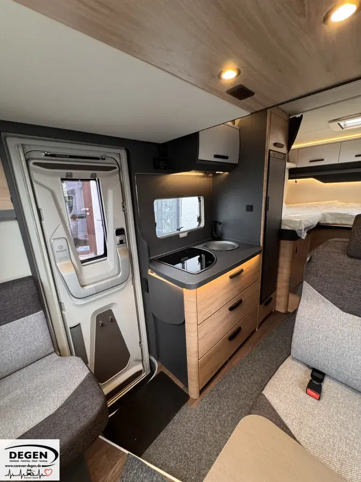 Fahrzeugbild Knaus L!VE WAVE 650 MEG Platinum Selection Abstandstempomat, Rahmenfenste #13