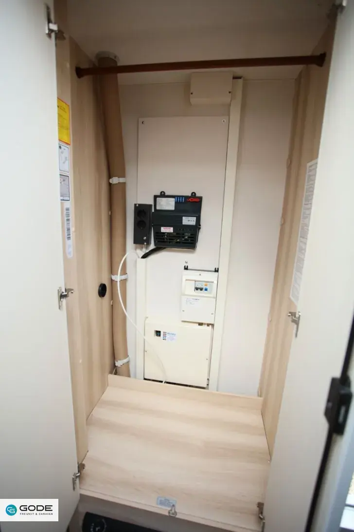 Fahrzeugbild Hobby De Luxe 460 UFe/MEGA DEAL*Schnäppchen #16