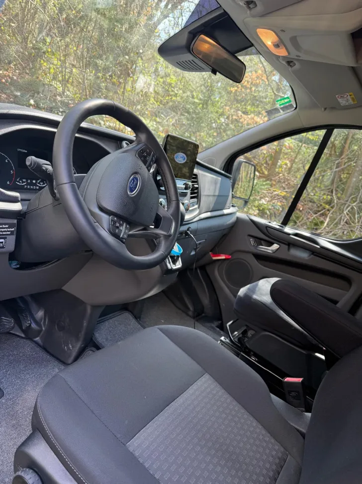 Fahrzeugbild Ford Transit Custom Nugget Plus neuwertig #4