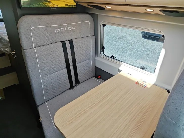 Fahrzeugbild Malibu Van first class - two rooms 640 LE RB GT skyview #11