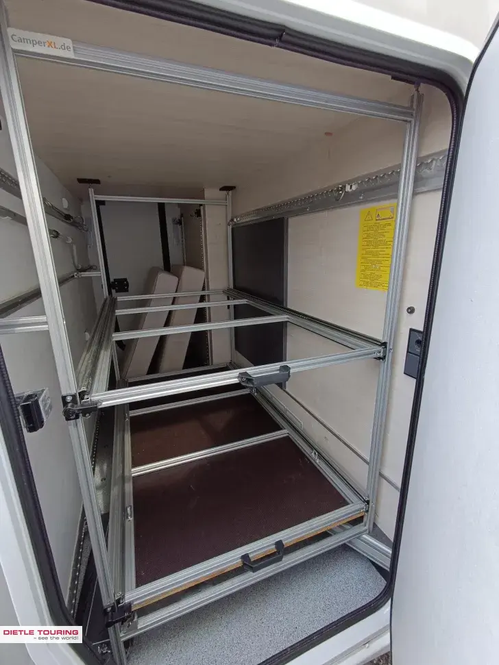 Fahrzeugbild Challenger Graphite 270 Premium Hubstützen, Luftfederung #4