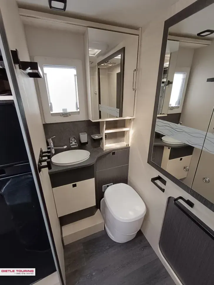 Fahrzeugbild Challenger Graphite 270 Premium Hubstützen, Luftfederung #14