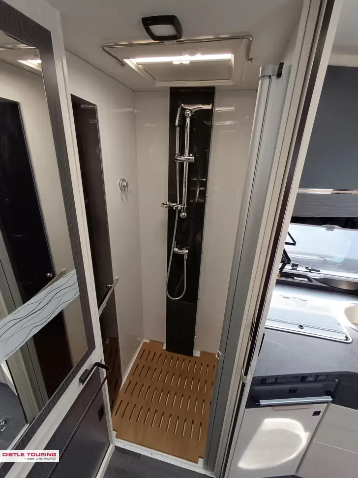 Fahrzeugbild Challenger Graphite 270 Premium Hubstützen, Luftfederung #15