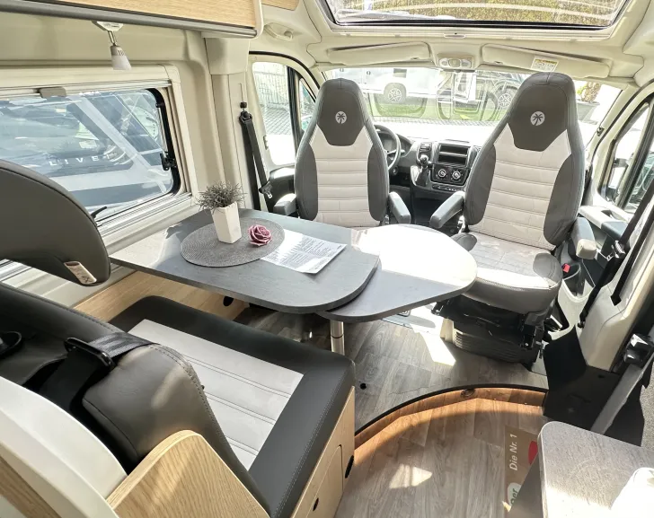 Fahrzeugbild Sunlight Camper Van CLIFF 640 Adventure Edition Aktion Ready to Roll bis 31.5. #8