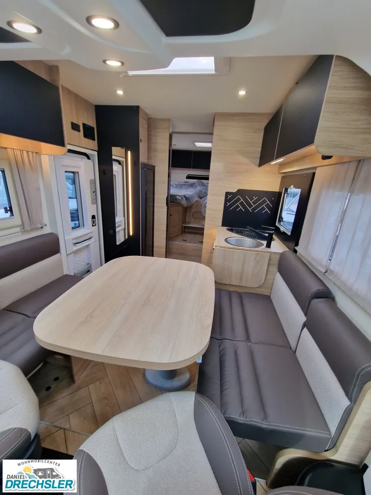 Fahrzeugbild Challenger 3057 Graphite Edition ab Okt. 2026! #13