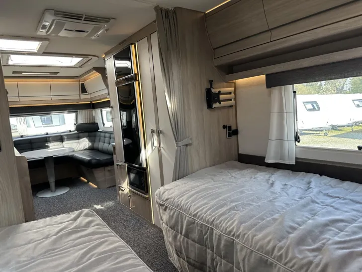 Fahrzeugbild Kabe Imperial 780 TDL KS E&P; Mover XT4; SAT; Klima #26