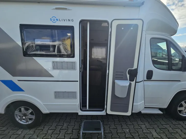 Fahrzeugbild Sun Living S 65 SL SAT|TV|Dachklima|NAVI|RFK|Z-LuftfederHA #11