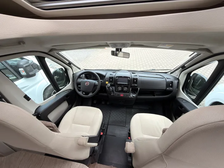 Fahrzeugbild Bürstner Brevio T 640 #9
