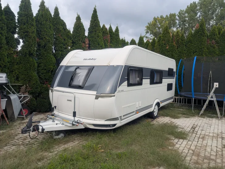 Fahrzeugbild Hobby De Luxe 545 KMF #1