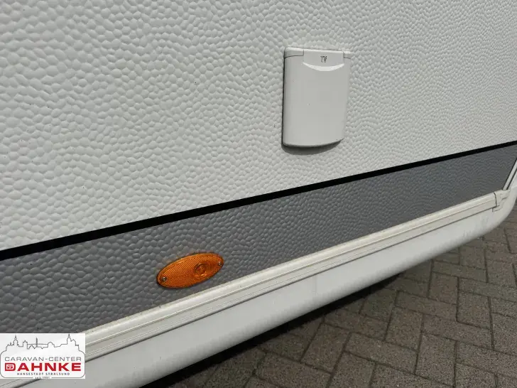 Fahrzeugbild Hobby Excellent 560 LU autom. Sat*Mover*Fahrradträger #7