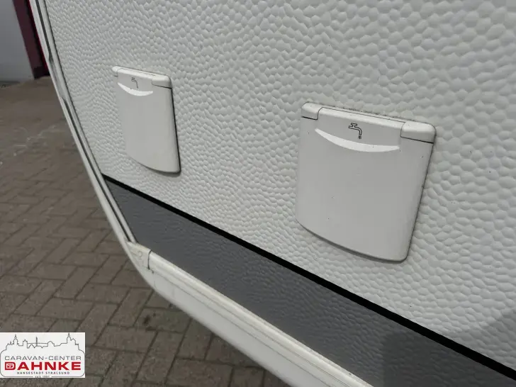 Fahrzeugbild Hobby Excellent 560 LU autom. Sat*Mover*Fahrradträger #8