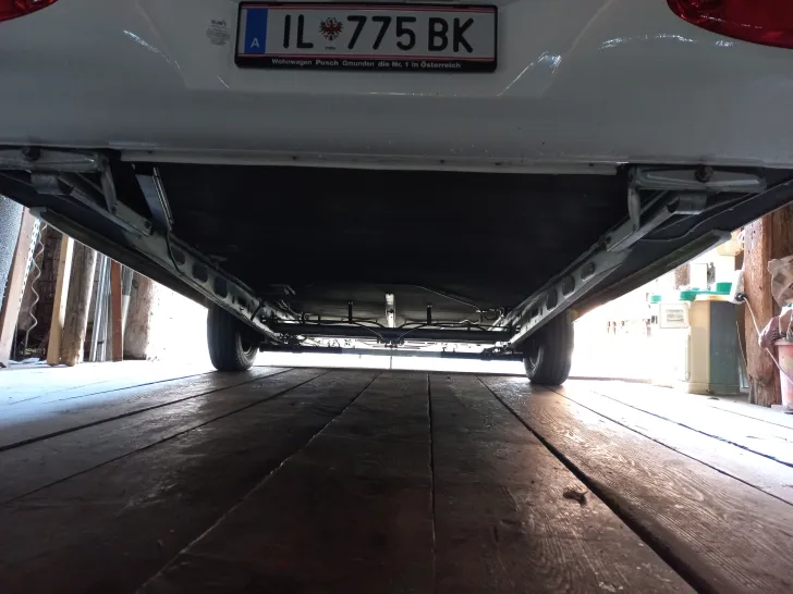 Fahrzeugbild Hobby De Luxe 450 UF Sehr gut ausgestatte #5