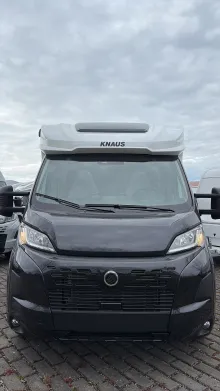 Frontal Vorne Knaus L!VE WAVE 650 MEG Black Selection Automatik