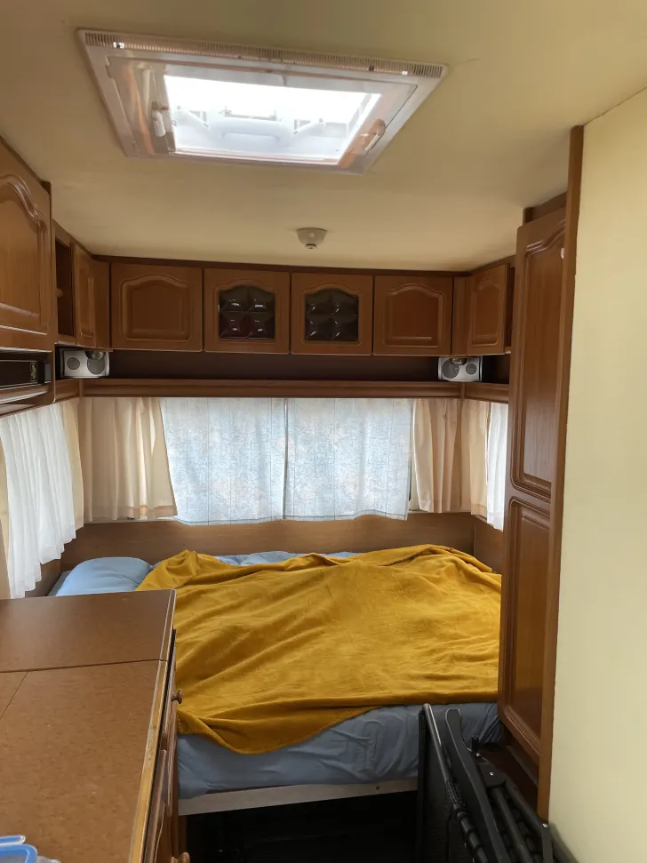 Fahrzeugbild Knaus Azur 450 Autark #4