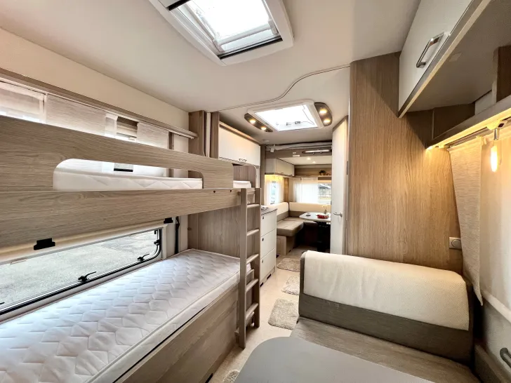 Fahrzeugbild Bürstner Premio Plus 510 TK Hubbett mit Mover #21