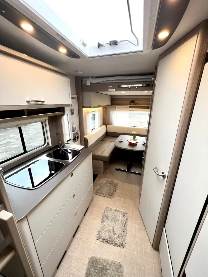 Fahrzeugbild Bürstner Premio Plus 510 TK Hubbett mit Mover #22