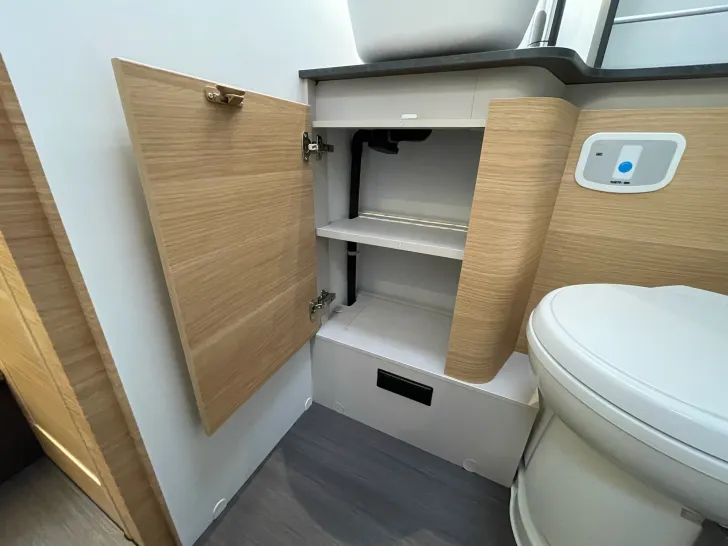 Fahrzeugbild Adria Coral 670 DL 60Y Jubilee - MJ 2026 #34
