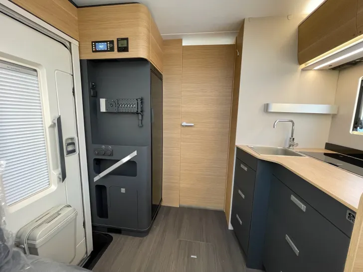 Fahrzeugbild Adria Coral 670 DL 60Y Jubilee - MJ 2026 #38