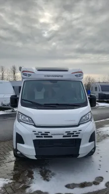 Frontal Vorne Weinsberg CaraCompact 600 MF EDITION [PEPPER] Automatik/140 PS