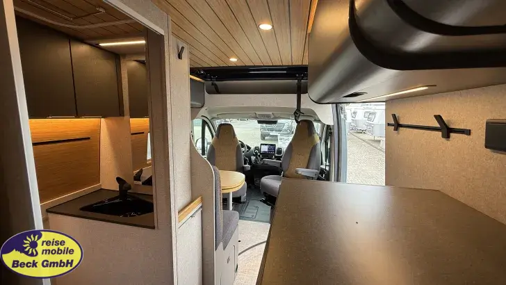 Fahrzeugbild Hymer Camper Van Redwood 600 Explorer Markteinführung #17
