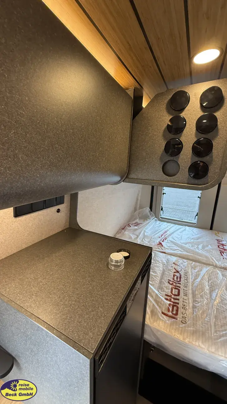 Fahrzeugbild Hymer Camper Van Redwood 600 Explorer Markteinführung #18