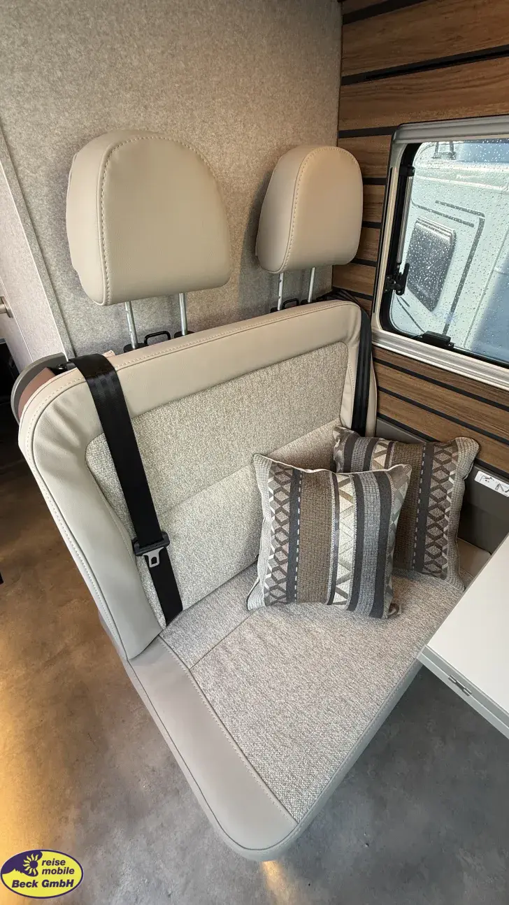 Fahrzeugbild Hymer Camper Van Grand Canyon S 600 Allrad 4x4 Beck-45 #16