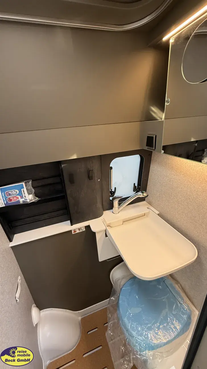 Fahrzeugbild Hymer Camper Van Grand Canyon S 600 Allrad 4x4 Beck-45 #16