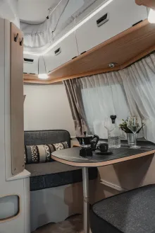 Fahrzeugbild Hymer Eriba Touring 542 Beck-Silver-Edition-46 #12