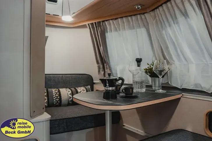 Fahrzeugbild Hymer Eriba Touring 542 Beck-Silver-Edition-46 #13