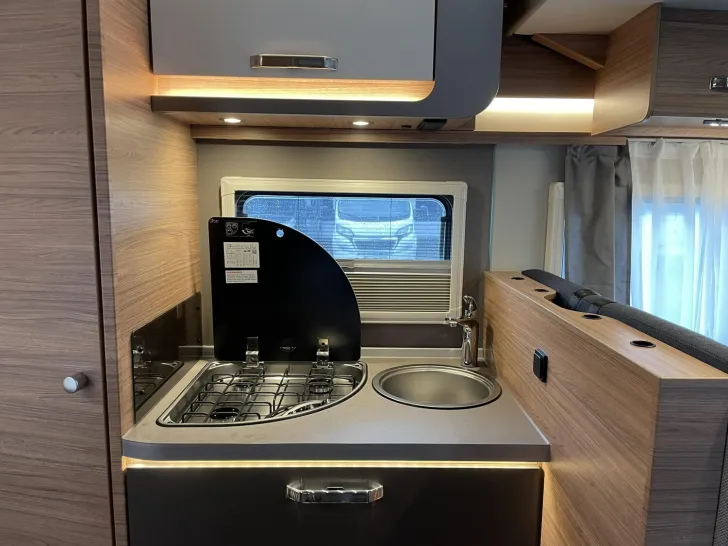 Fahrzeugbild Weinsberg CaraSuite 650 MF MJ2026 #17