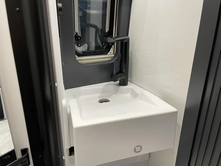 Fahrzeugbild Knaus BOXLIFE 600 ME PLATINUM SEL. MJ2026 #34